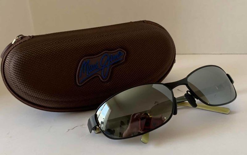Photo 1 of MAUI  JIM SUNGLASSES