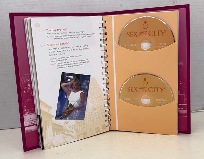 Photo 1 of SEX IN THE CITY THE COMPLETE SERIES DVD INCASED DVD SET