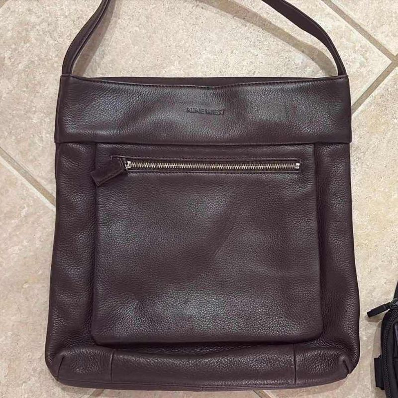 Photo 1 of MISCELLANEOUS CROSSBODY BAGS