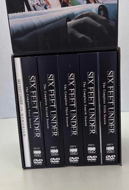 Photo 1 of SIX FEET UNDER THE COMPLETE SERIES 2001-2005 DVD