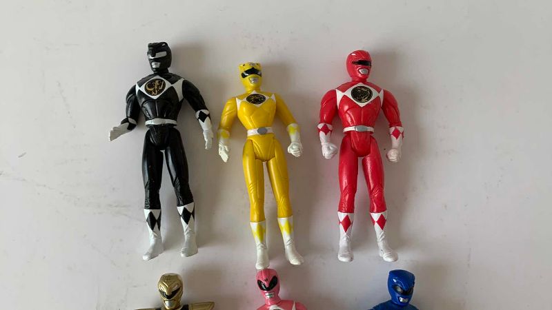 Photo 1 of 4” MIGHTY MORPHIN POWER RANGERS ACTION FIGURE SET