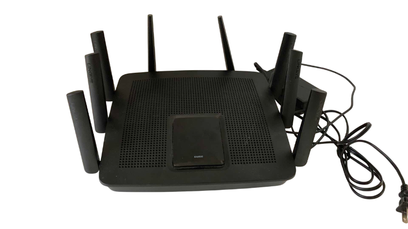 Photo 1 of LINKSYS EA9500 V1.1 MAX STREAM TRI-BAND ROUTER