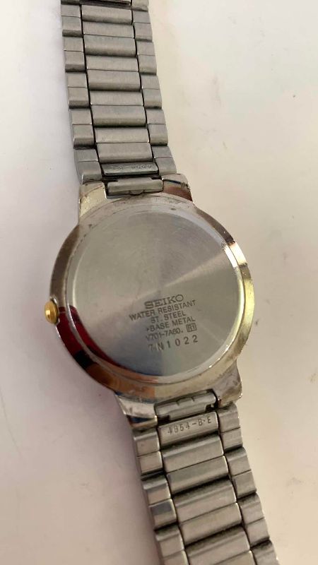 Photo 1 of MENS SEIKO DRESS WATCH