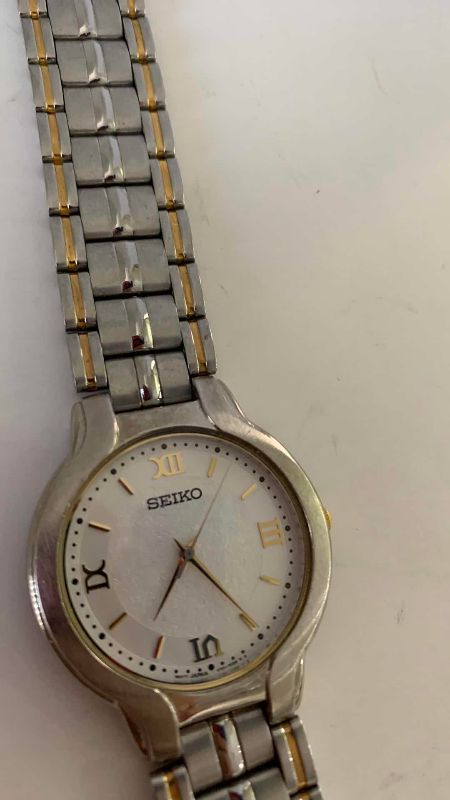 Photo 1 of MENS SEIKO DRESS WATCH