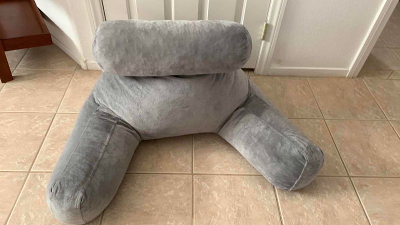 Photo 1 of LINEN SPA EXTRA LARGE WITH NECK SUPPORT READING PILLOW