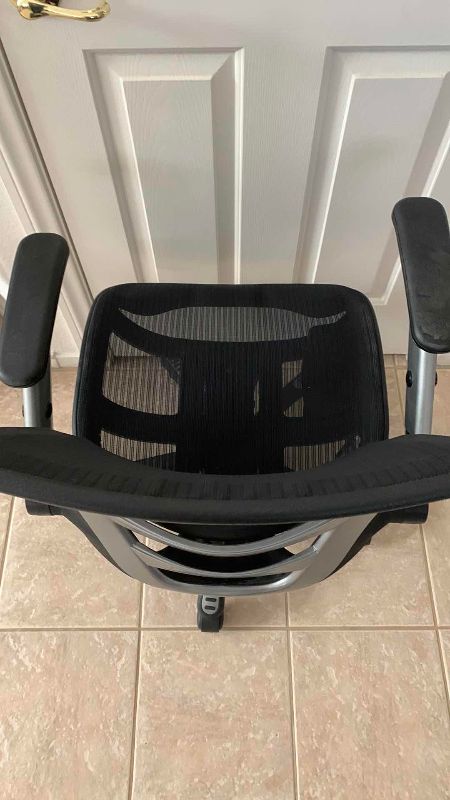 Photo 1 of MESH OFFICE CHAIR