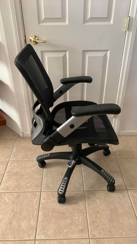 Photo 1 of MESH OFFICE CHAIR
