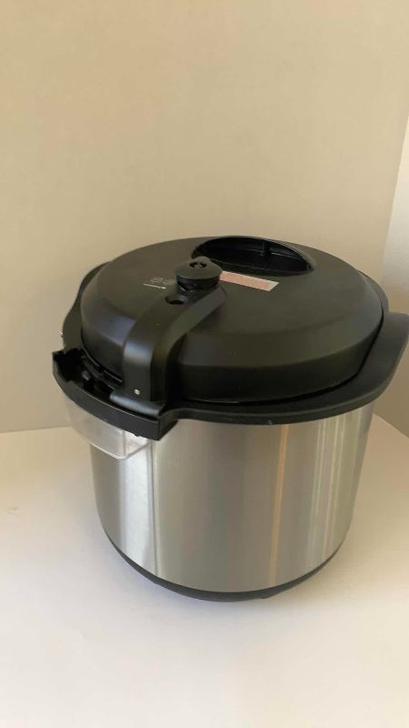 Photo 1 of COOK’S ESSENTIALS 4 QT. PRESSURE COOKER