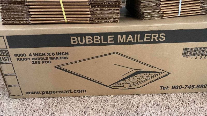 Photo 1 of PACKAGING AND SHIPPING MATERIALS
