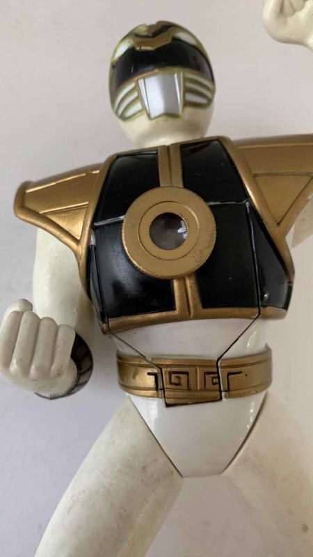 Photo 1 of 8” MIGHTY MORPHIN POWER RANGERS WHITE PROJECTOR