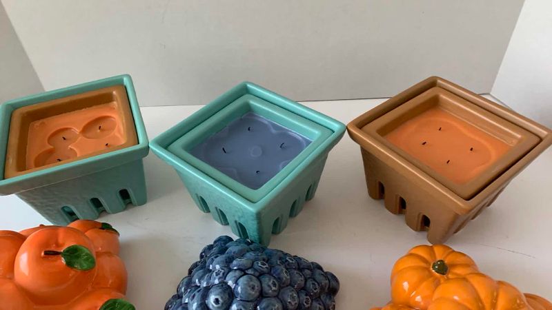 Photo 1 of 3-HOMEWORX CERAMIC FRUIT BASKETS WITH SCENTED CANDLES