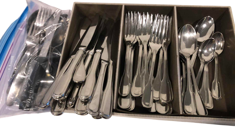 Photo 1 of CUTLERY