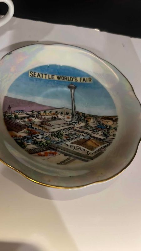 Photo 1 of SEATTLE CERAMIC TEACUP