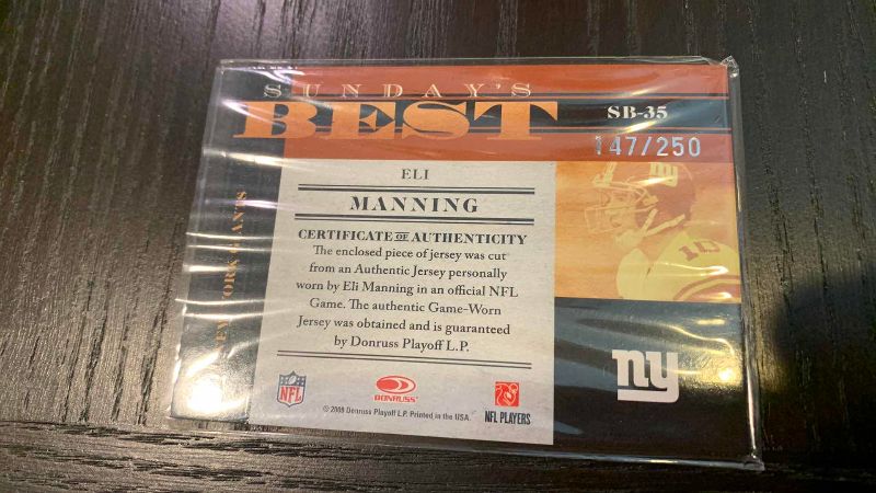 Photo 1 of 2008 DONRUSS ELI MANNING JERSEY CARD 147/250