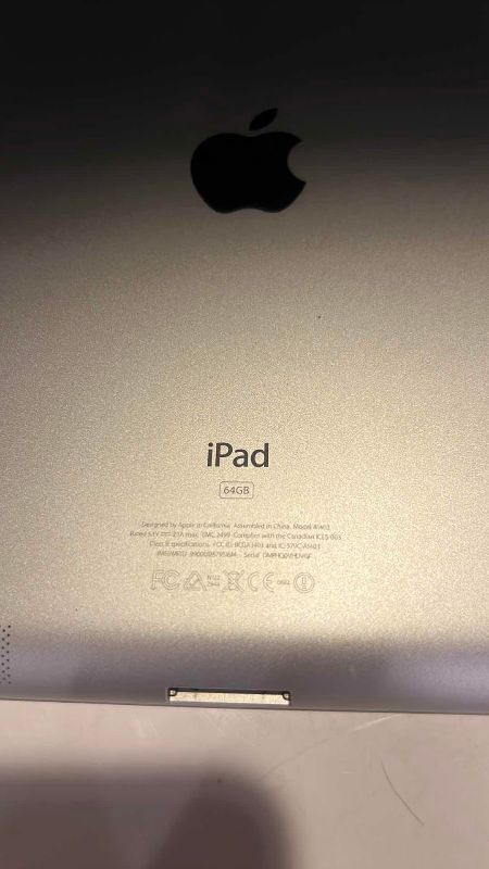 Photo 1 of APPLE IPAD 3RD GEN 64GB POWERS UP