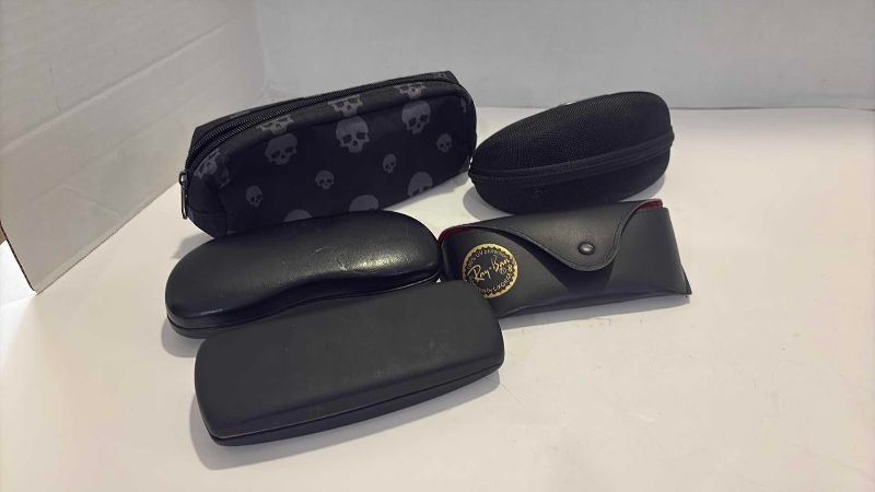 Photo 1 of SUNGLASS STORAGE EMPTY