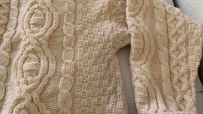 Photo 1 of ARANCRAFTS MADE IN IRELAND 100% MERINO SWEATER SIZE L