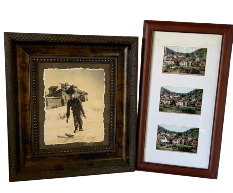 Photo 1 of 2 PICTURE FRAMES