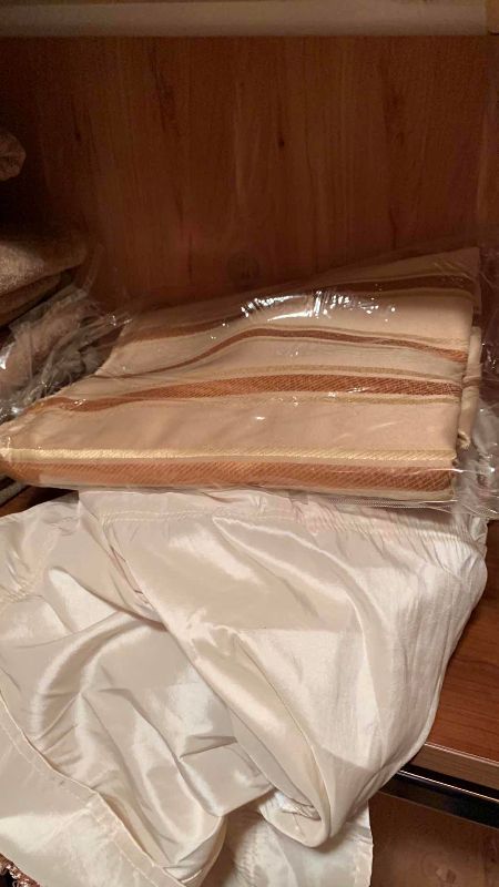 Photo 1 of KING SIZE BEDDING