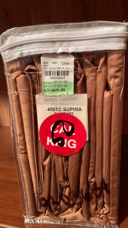 Photo 1 of CAL KING SUPIMA COTTON 450 THREAD COUNT SHEET SET