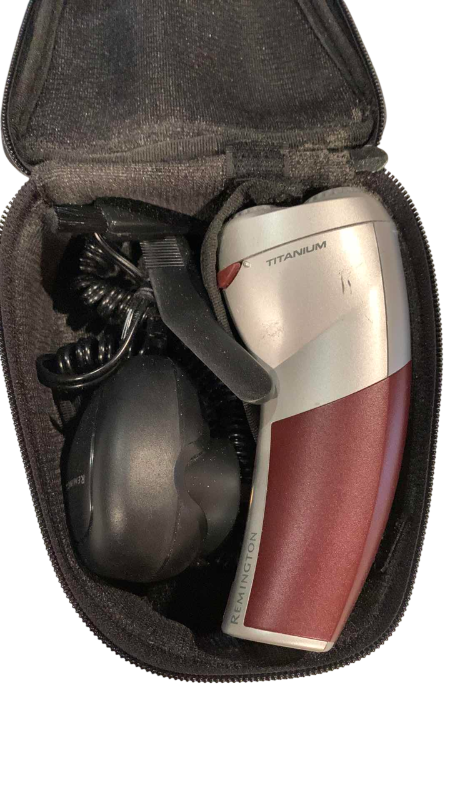 Photo 1 of REMINGTON PLATINUM MENS SHAVER