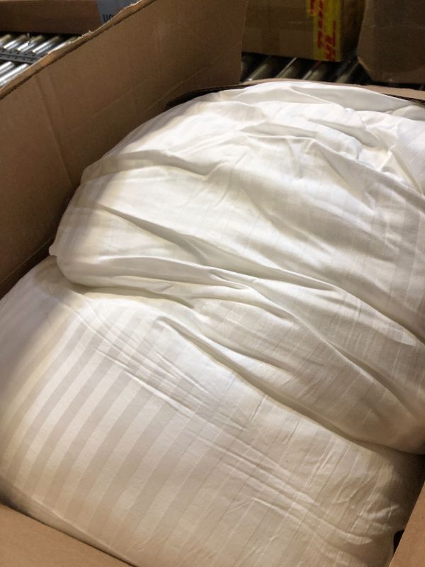 Photo 2 of Beckham Hotel Collection Bed Pillows King Size Set of 2 - Down Alternative Bedding Gel Cooling Big Pillow for Back