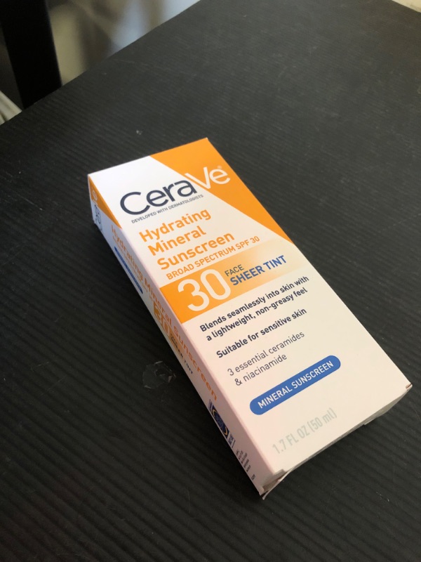 Photo 2 of CeraVe Hydrating Mineral Sunscreen SPF 30 with Sheer Tint | Tinted Mineral Sunscreen with Zinc Oxide & Titanium Dioxide | Blends Seamlessly For Healthy Glow | Medium, 1.7 Fluid Ounce