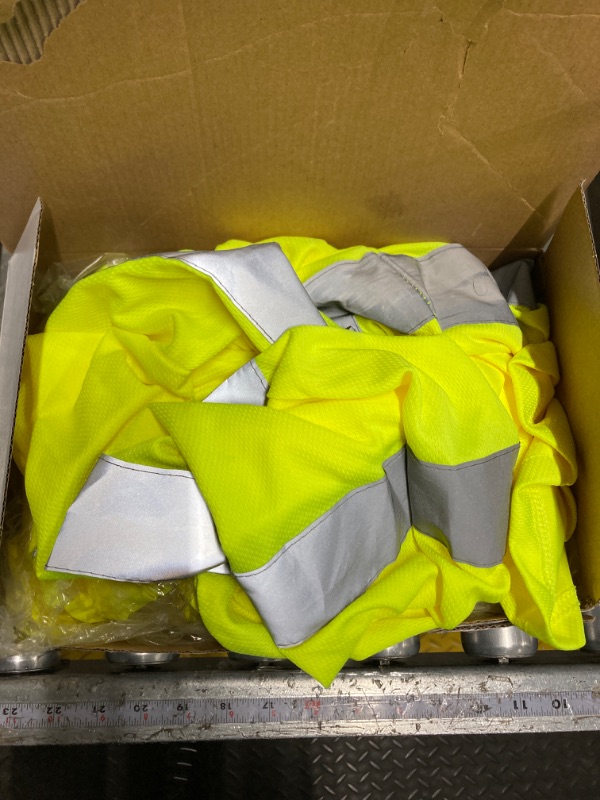 Photo 1 of Amylove 4 Pcs Long Sleeve Safety Shirt High Visibility Shirts Reflective Construction Shirts Long Sleeve Work Shirts for Men Women(Yellow, L)