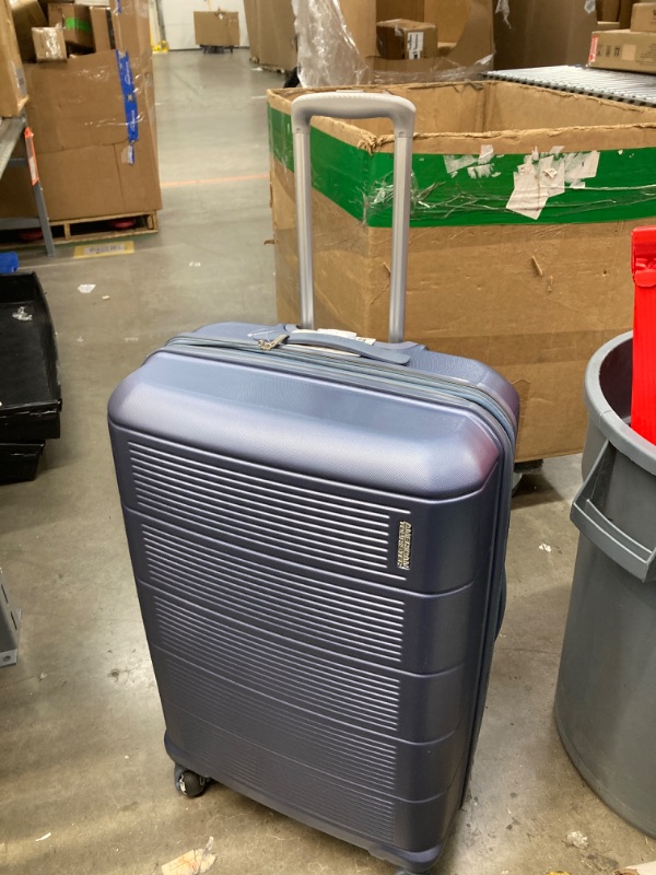 Photo 2 of American Tourister Stratum 2.0, 28" Spinner