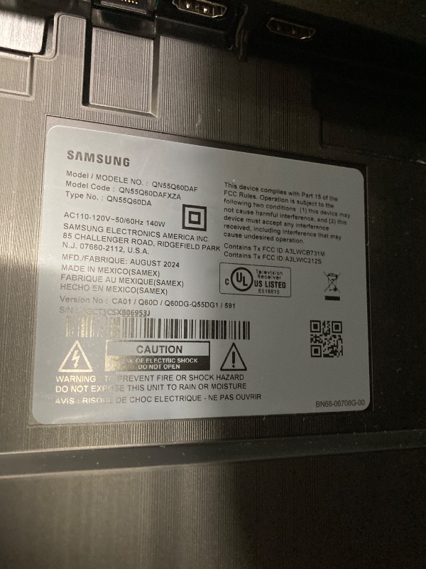 Photo 1 of SAMSUNG 55-Inch Class QLED 4K Q60D Series Quantum HDR Smart TV
