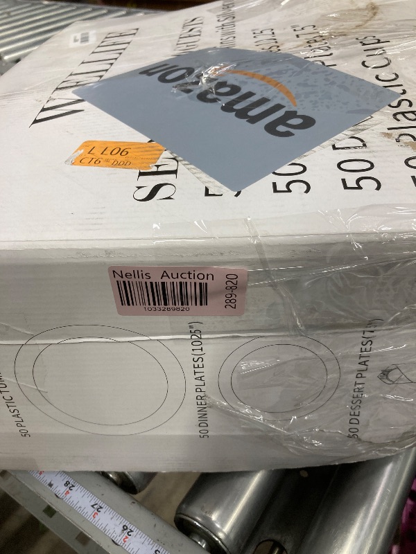 Photo 1 of ==it is incomplette==WELLIFE 350 Pieces Gold Plastic Plates - Disposable Silverware and Cups, Include: 50 Di nner Plates 10.25”, 50 Dessert Plates 7.5”, 50 Gold Rim Cups 9 OZ, 50 Gold Cutlery for Christmas