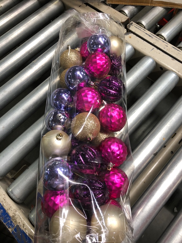 Photo 2 of 45Pcs 6cm/2.36inch Christmas Balls Glitter Ornaments Set, Shatterproof Plastic Xmas Tree Hanging Ornament, Christmas Decorations Balls for Holiday Festival Wedding House Bar(Lavender/Fuchsia/platinum)