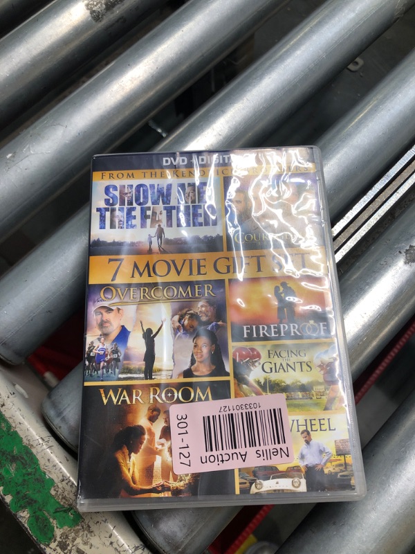 Photo 1 of Courageous / Facing the Giants / Fireproof / Flywheel / Overcomer / Show Me the Father / War Room (2015) - Set