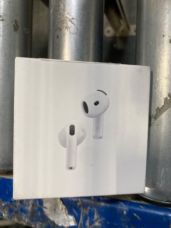 Photo 3 of ***It does not have a charging cable / dirty*** Apple AirPods 4 Wireless Earbuds, Bluetooth Headphones, with Active Noise Cancellation, Adaptive Audio, Transparency Mode, Personalized Spatial Audio, USB-C Charging Case, Wireless Charging, H2 Chip