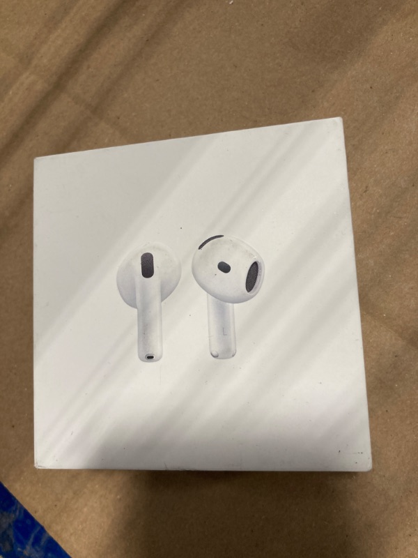 Photo 1 of ***VERY USED AND DIRTY / IT DOES NOT HAVE CHARGER CABLE*** Apple AirPods 4 Wireless Earbuds, Bluetooth Headphones, Personalized Spatial Audio, Sweat and Water Resistant, USB-C Charging Case, H2 Chip, Up to 30 Hours of Battery Life, Effortless Setup for iP