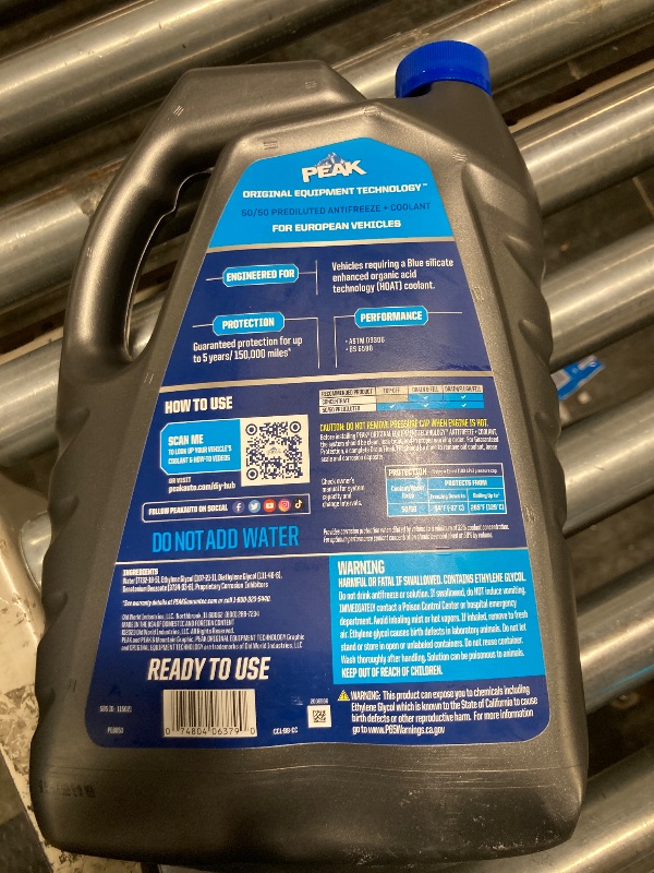 Photo 4 of ***DAMAGE ON THE PACKAGE*** Peak European Blue 50/50 Antifreeze + Coolant - 1 Gal