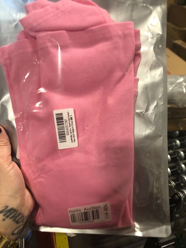 Photo 1 of ***USED**Gemgru Ribbed Knit Long Sleeve Shirts for Women Slim Fitted Crewneck Tee Tshirts Casual Basic Tops Tight Undershirts(Light Pink,Small)