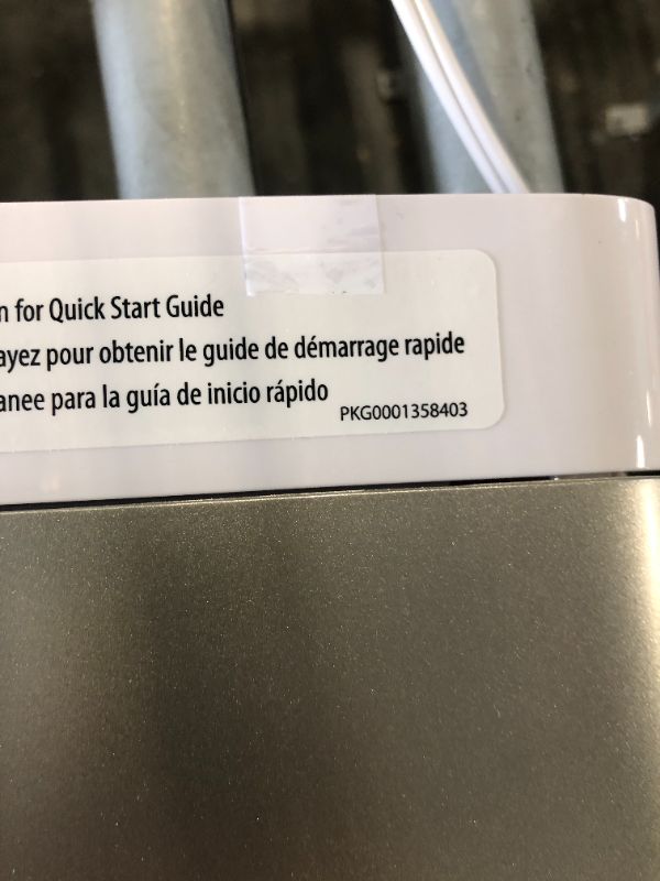 Photo 1 of ***close sensor has a little problem, when use item, have to use hand from left side push the lid down a little bit then power can be turned on*** FoodSaver Compact Vacuum Sealer Machine with Airtight Bags and Roll - Ideal for Sous Vide and Airtight Food 