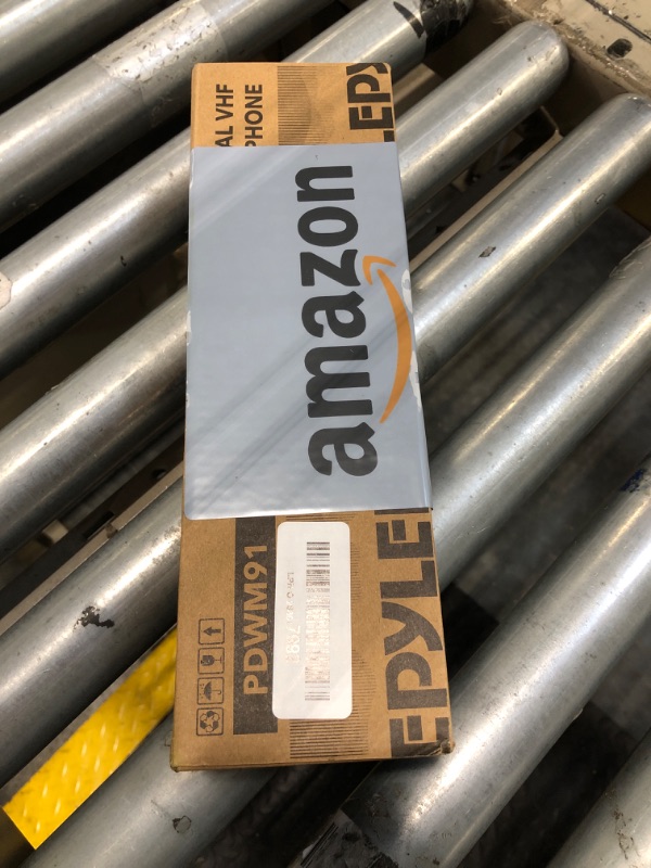 Photo 1 of Pyle Portable VHF Wireless Microphone System - Professional Battery Operated Handheld Dynamic Unidirectional Cordless Microphone Transmitter Set W/Adapter Receiver, for PA Karaoke DJ Party, Black