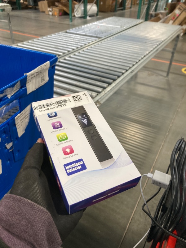 Photo 1 of smhawk Hidden Camera Detectors,hidden bug and camera detectors ,Bug Detector,GPS Tracker Detector ,hidden device finder?listening device Detector in Travel,Car, Bathroom,Office, Hotel,Home, Airbnb