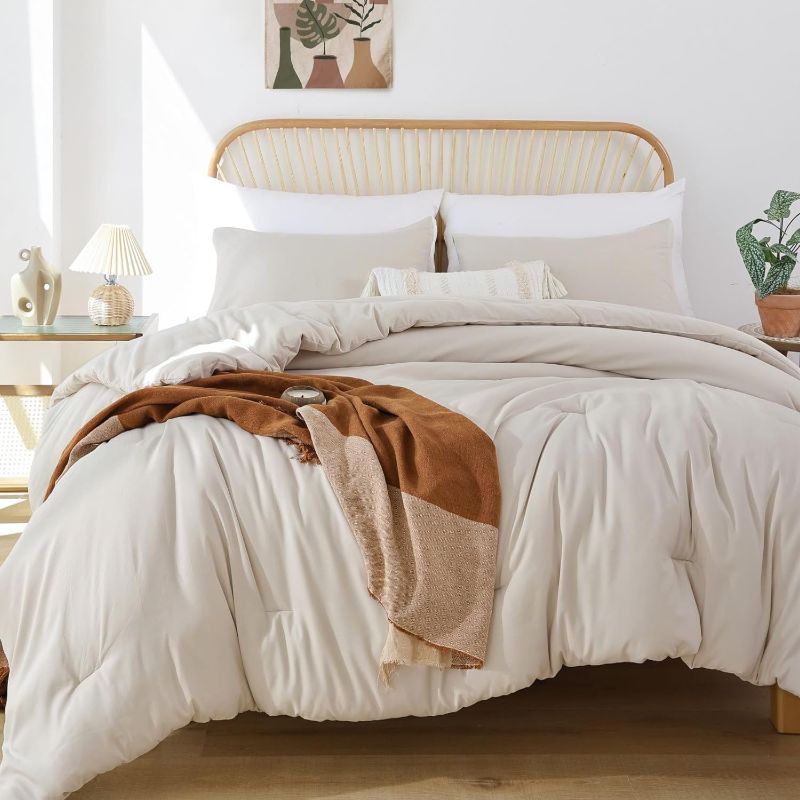 Photo 1 of 
ROSGONIA Beige Comforter Set Queen, 3pcs (1 Boho Beige Comforter & 2 Pillowcases), All Season Bedding Lightweight Soft Bedspread Blanket Quilt