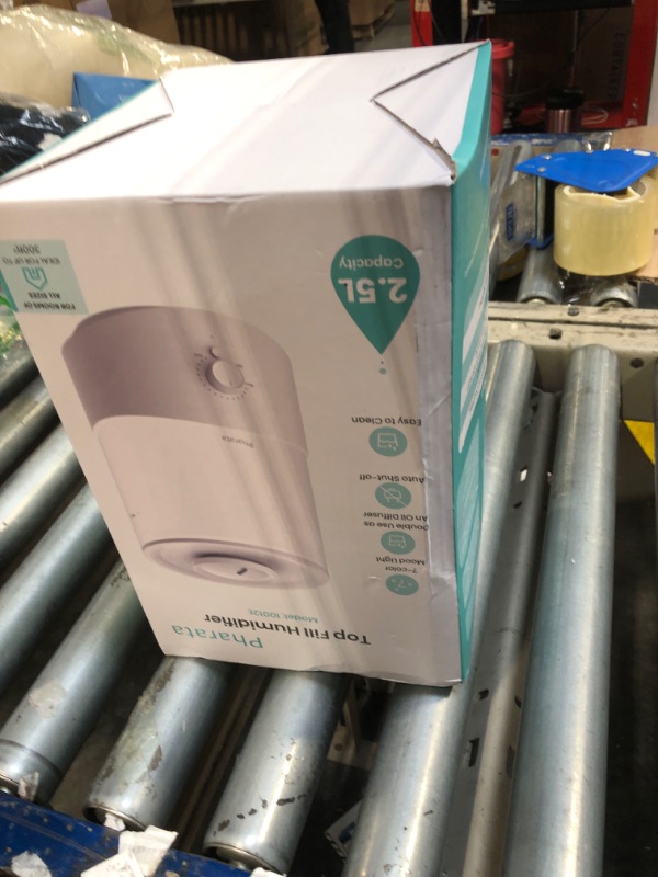 Photo 2 of **FOR PARTS ONLY** Pharata Humidifiers for Bedroom Large Room, 2.5L Cool Mist Humidifier with Essential Oil Diffuser, Top Fill Humidifier for Baby, Home, Plant, Ultrasonic Humidification for whole house, Auto Shut-Off