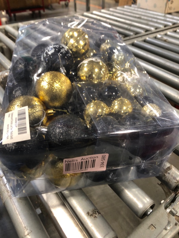 Photo 1 of 102PCS Black and Gold Christmas Ornaments,Assorted Plastic Shatterproof Christmas Ornaments,Christmas Balls Ornaments,Xmas Tree Ornaments, Christmas Tree Decorations Set