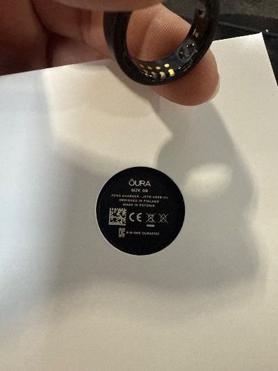 Photo 1 of Oura Ring Gen3 Horizon - Stealth - Size 9 - Smart Ring - Size First with Oura Ring Gen3 Sizing Kit - Sleep Tracking Wearable - Heart Rate - Fitness Tracker - 5-7 Days Battery Life