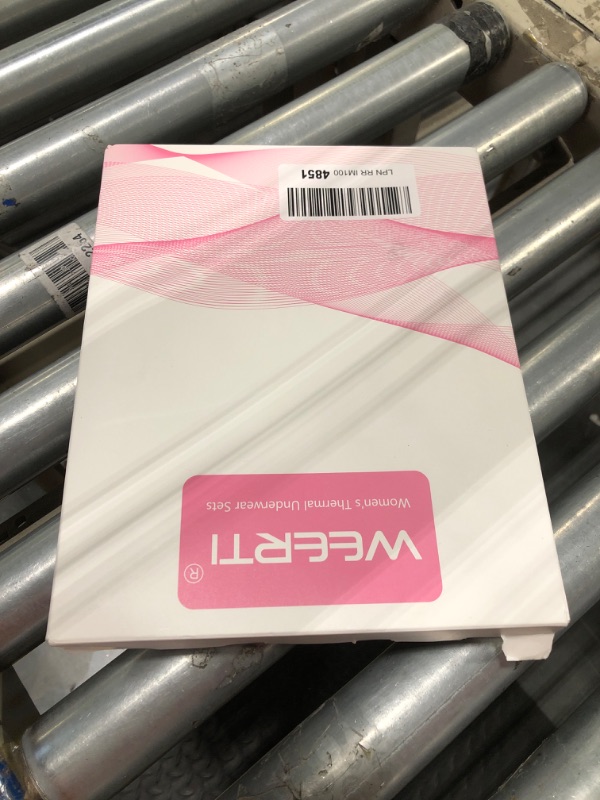 Photo 2 of Fygrip 100 Count (2 Box) XL Disposable Face Towels 10” x 12”, 100% Viscose Fibre, Soft & Skin Friendly Face Towelettes Disposable, Facial Tissue Face Wipes for Women Cleansing