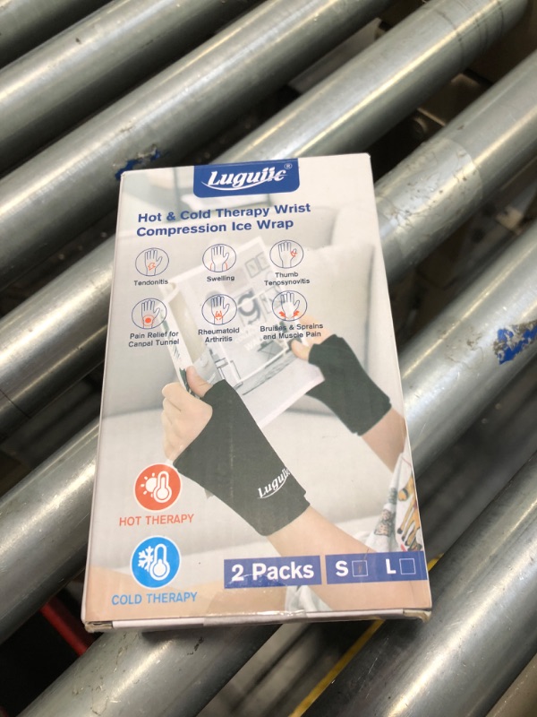 Photo 1 of 2-Pack Reusable Thumb & Wrist Gel Wraps - Hot/Cold Therapy for Pain Relief, Carpal Tunnel, Arthritis, Tendonitis & Swelling (Black, Medium*2)