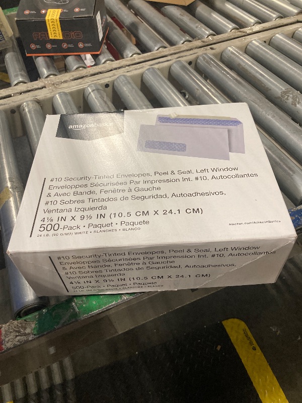 Photo 1 of Amazon Basics #10 Security-Tinted Self-Seal Business Envelopes with Left Window, Peel & Seal Closure - 500-Pack, White