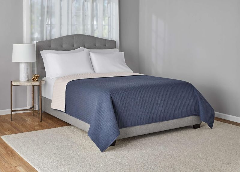 Photo 1 of Cottonpure 100% Cotton Diamond Quilt, King, Solid, Grey