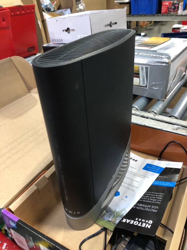 Photo 1 of ARRIS (G54) - Cable Modem Router Combo - Fast DOCSIS 3.1 Multi-Gigabit & BE 18000 WiFi 7 Router Comcast Xfinity, Cox, Spectrum Quad-Band 1, Up to 18 Gbps Max Speed