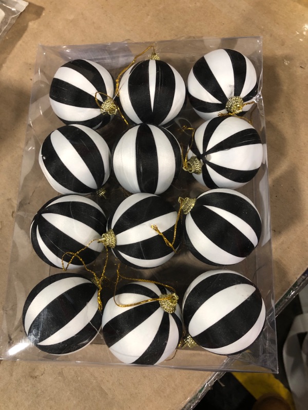Photo 1 of 12pcs Christmas Thread Wrapped Ball Ornaments 2.4"/60mm Christmas Candy Balls Xmas Decorative Christmas Tree Hanging Ornaments for Holiday Decoration